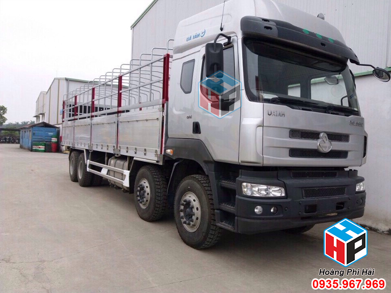 Xe tải Chenglong 4 chân 18 tấn
